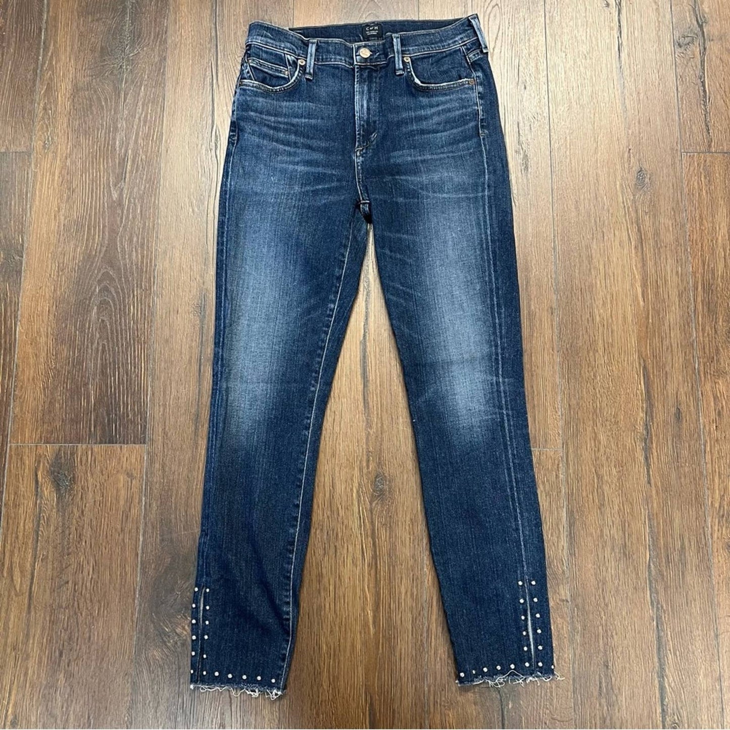 citizen of humanity rocket high rise skinny with bottom studs SZ 28/6