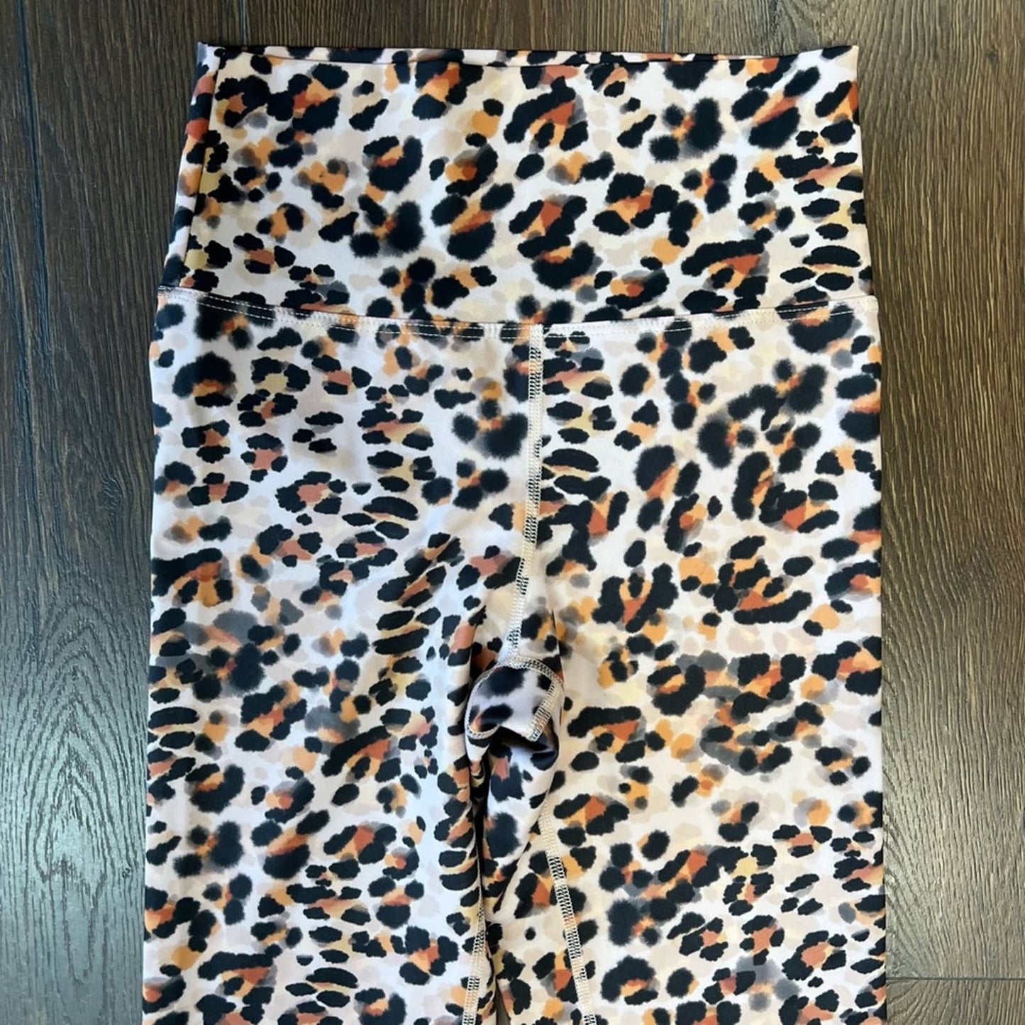 Beach riot Piper Legging Watercolor Leopard SZ MED