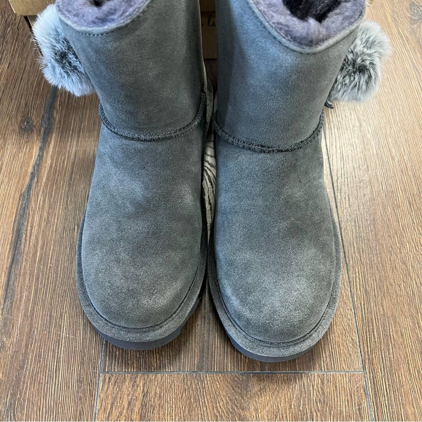 🆕 BEARPAW Ashlyn Suede Water- and Stain-Repellent Boot SZ 7