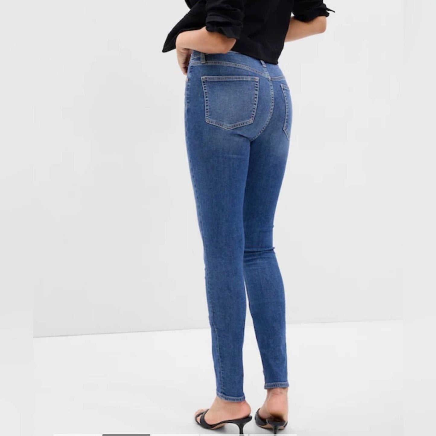 Gap High Rise True Skinny Jeans with Washwell SZ 30/10 Tall
