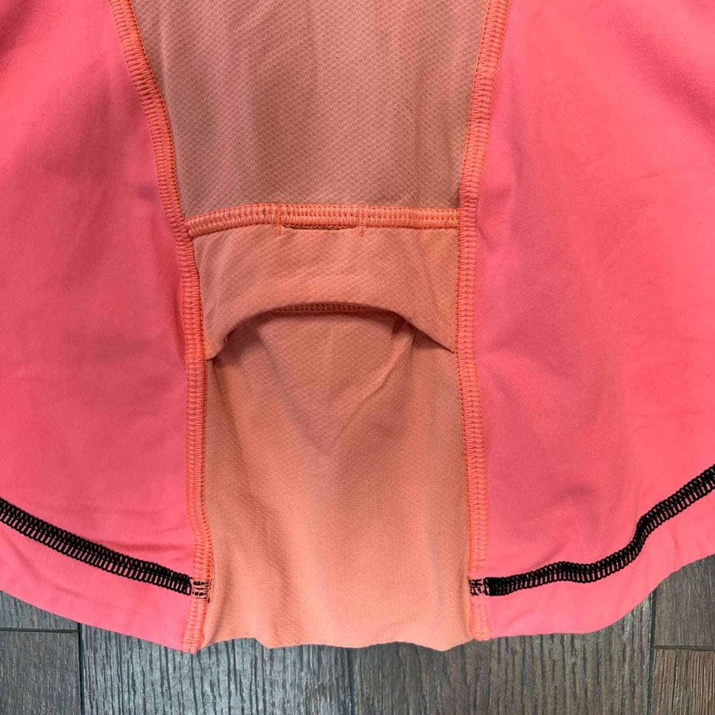 Lululemon racerback tank SZ 6