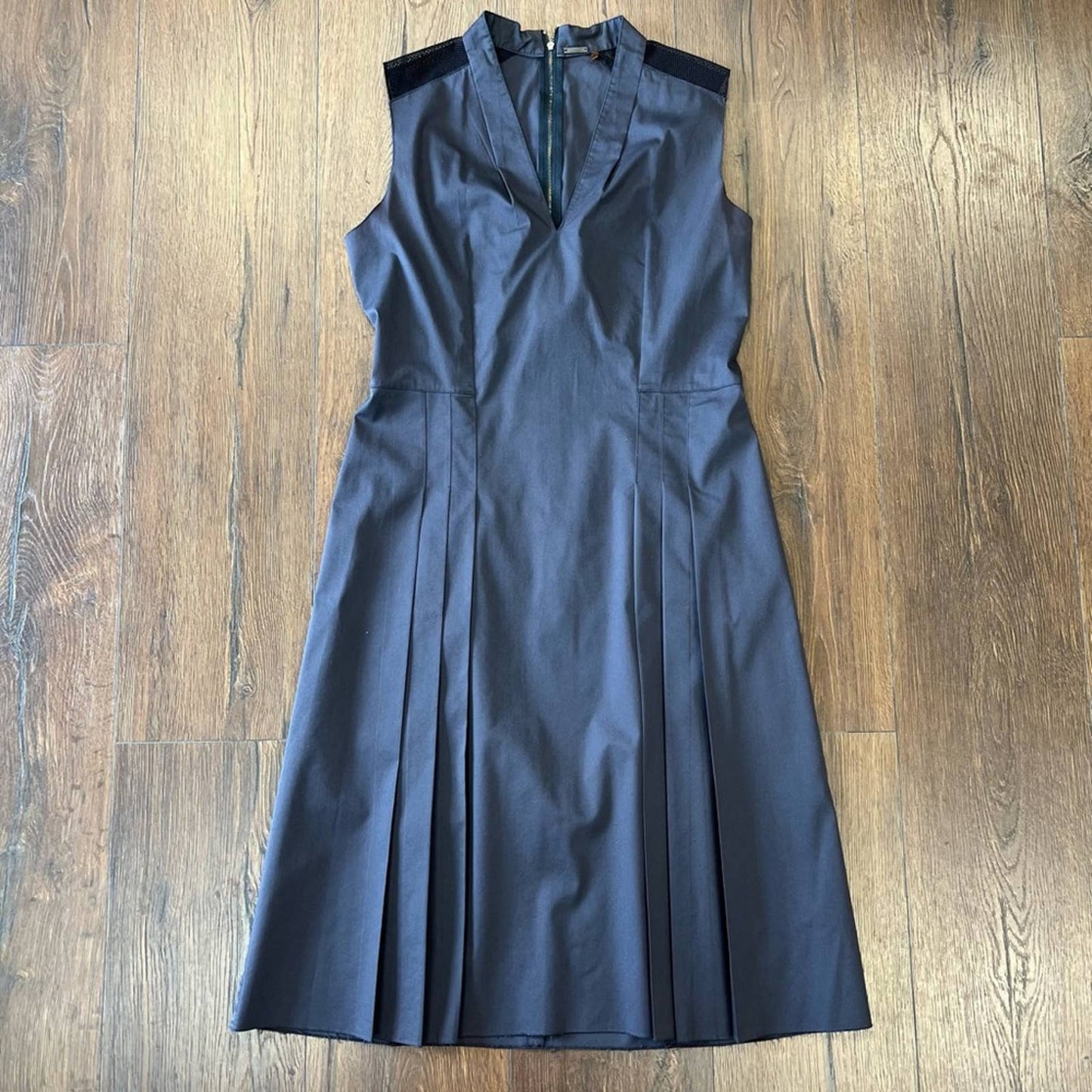 Ellie Tahari dress SZ 6