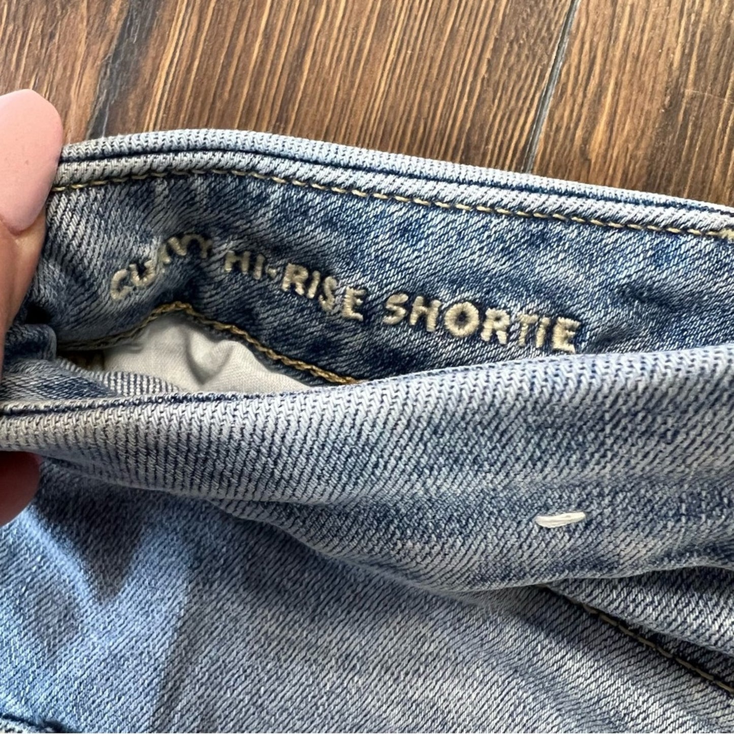 American Eagle curvy high rise Shortie SZ 4