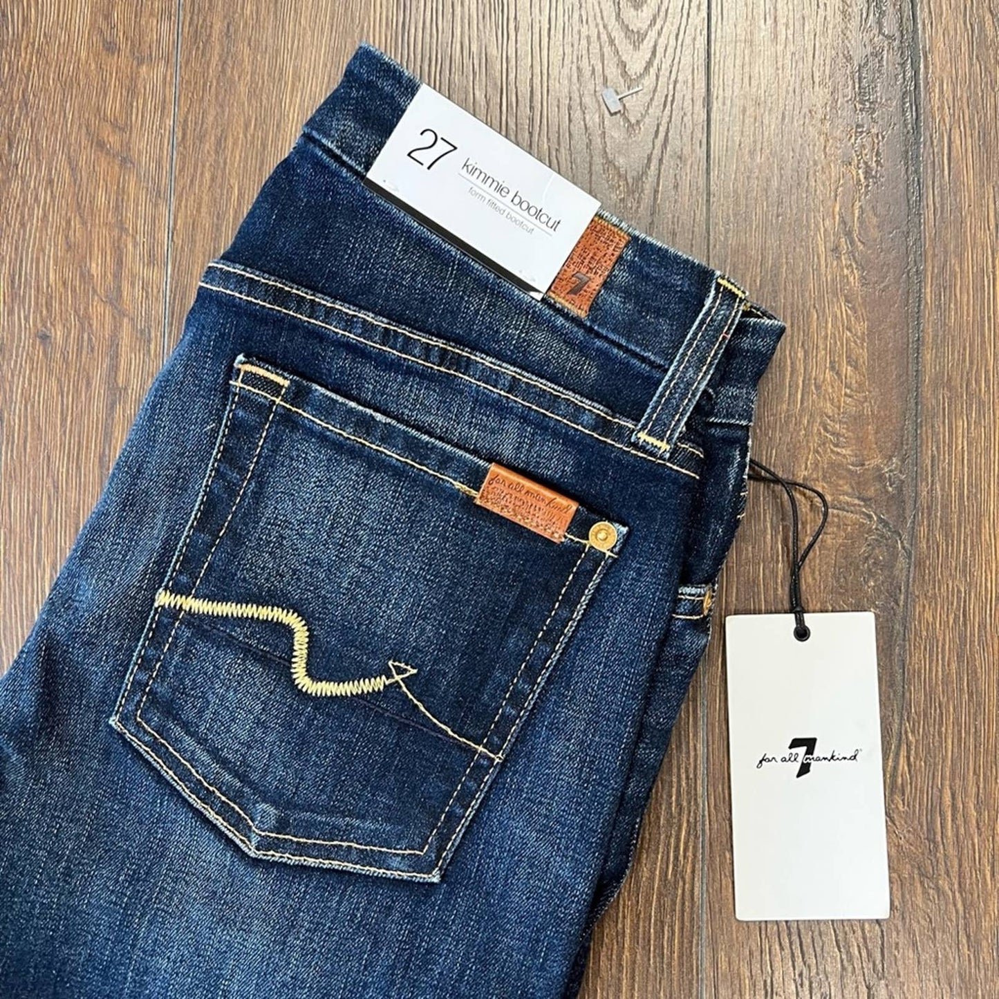 🆕 7 for all mankind kimmie bootcut SZ 27/4