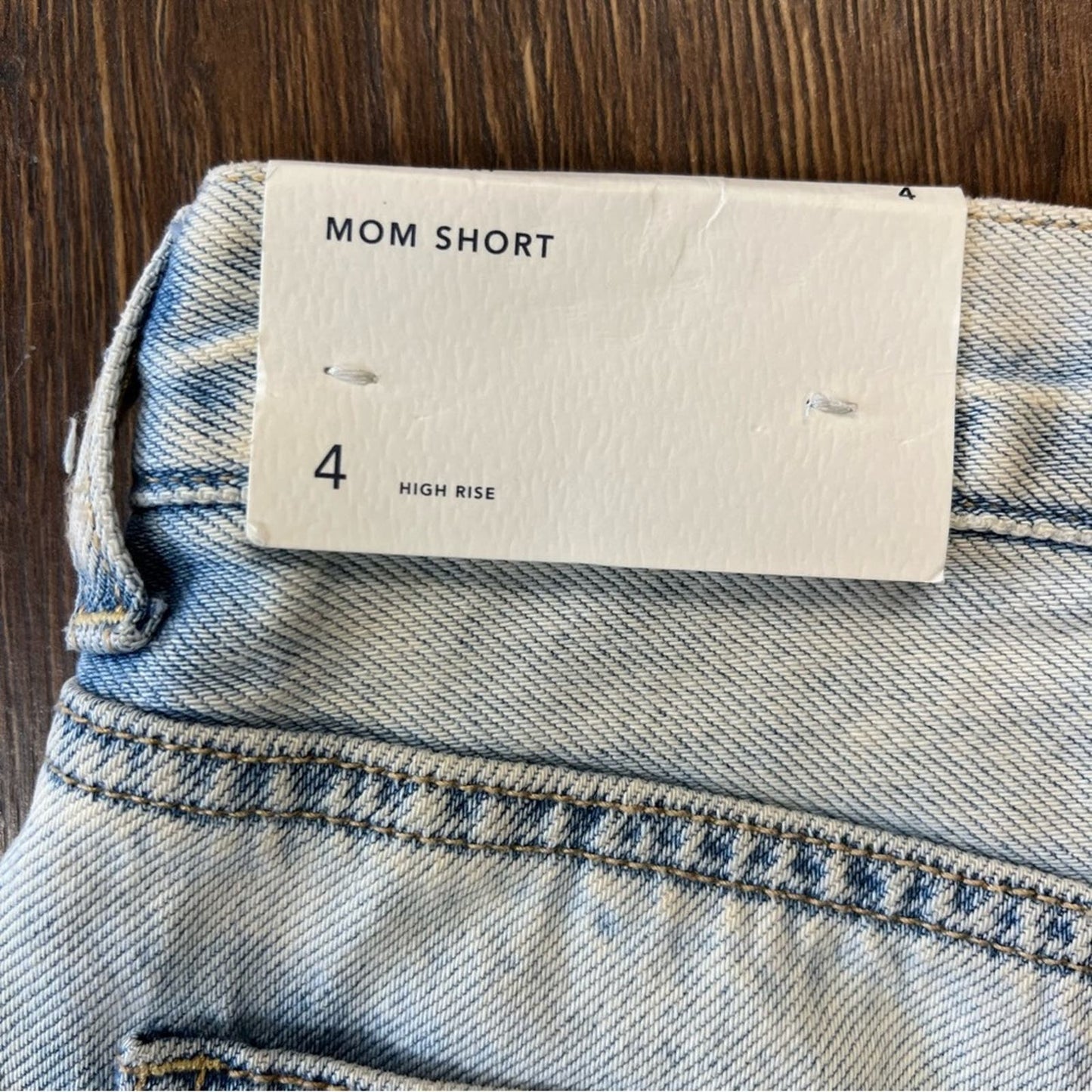 🆕 American Eagle mom shorts SZ 4