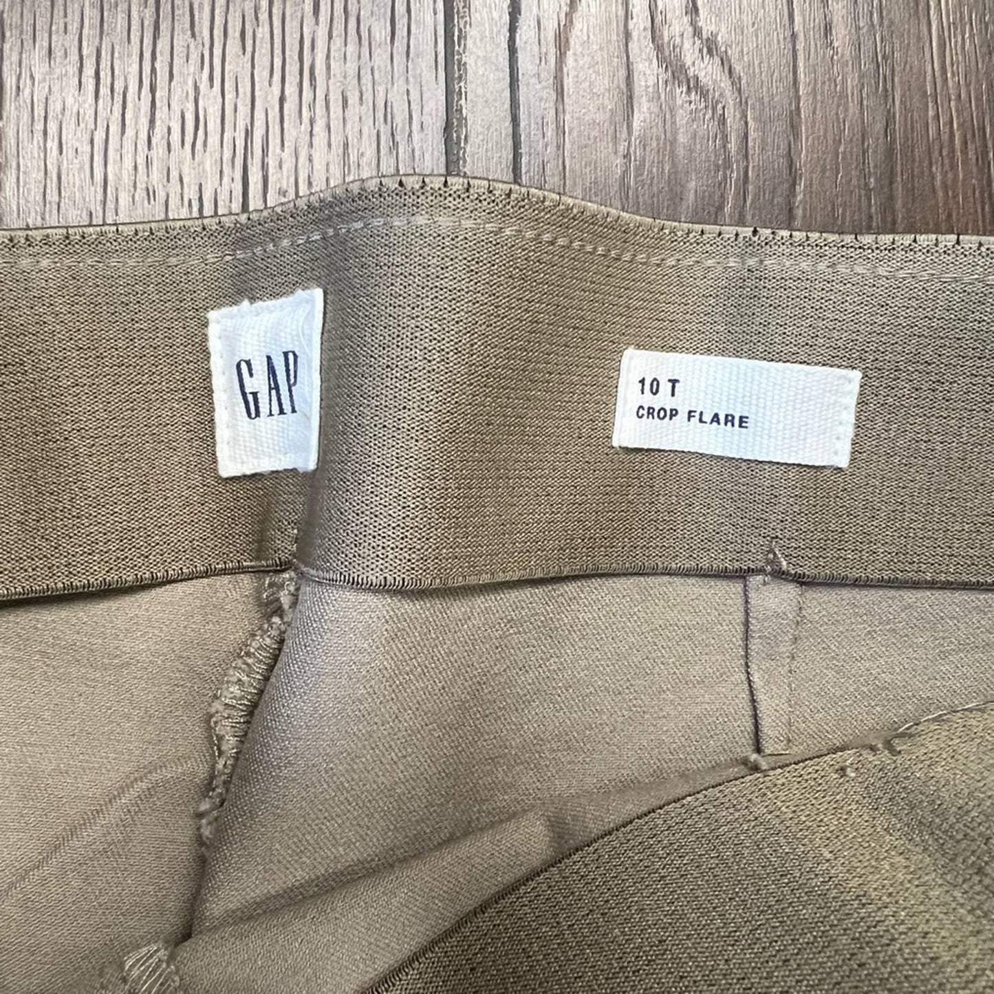 Gap crop flare pants SZ 10T