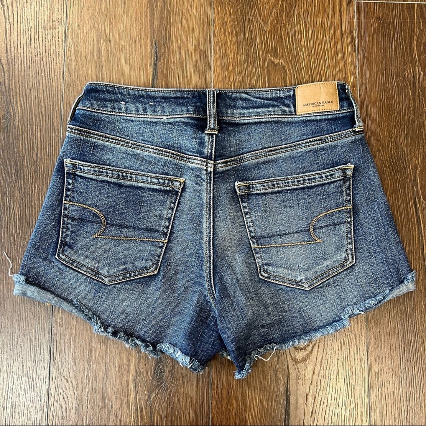 American Eagle high-rise festival midi SZ 4
