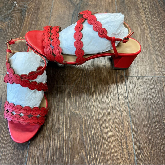 Banana Republic red strappy scalloped block heels SZ 6.5