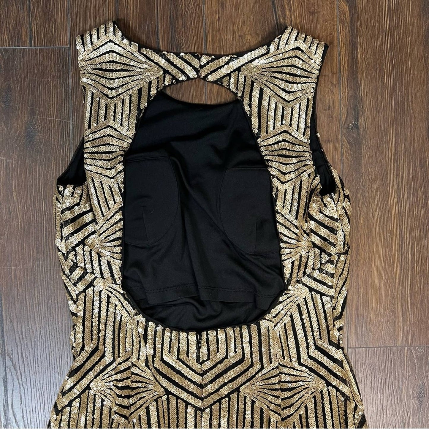 Calvin Klein A-line Sleeveless Boat Neck Long gold sequin Party Dress. SZ 12