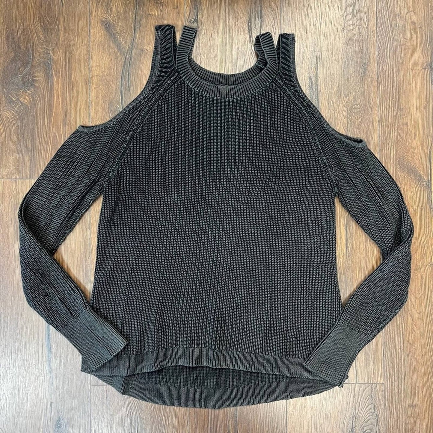 Hollister crewneck cold shoulder sweater SZ LG