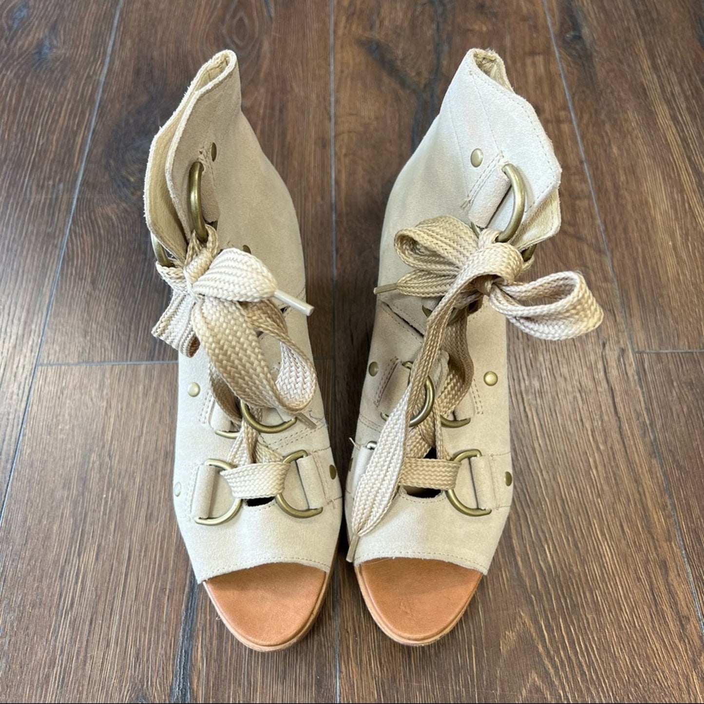 Sorel After Hours Lace Up Suede Casual Boot SZ 8.5