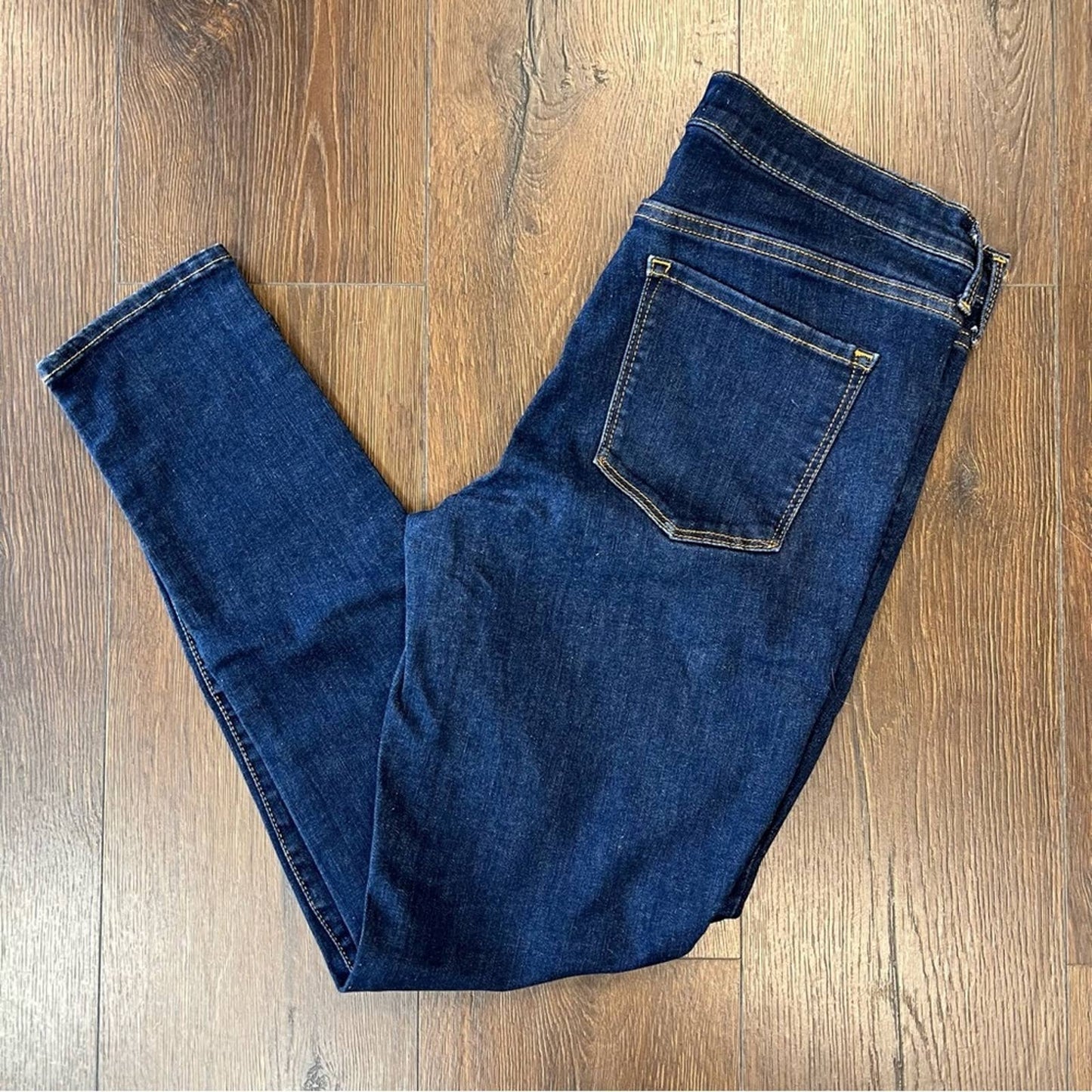 Gap true skinny sculpt jeans SZ 31/10R