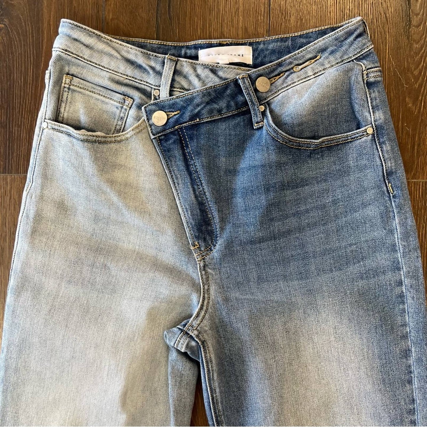 Risen High Rise Crossover Jeans SZ 7/28