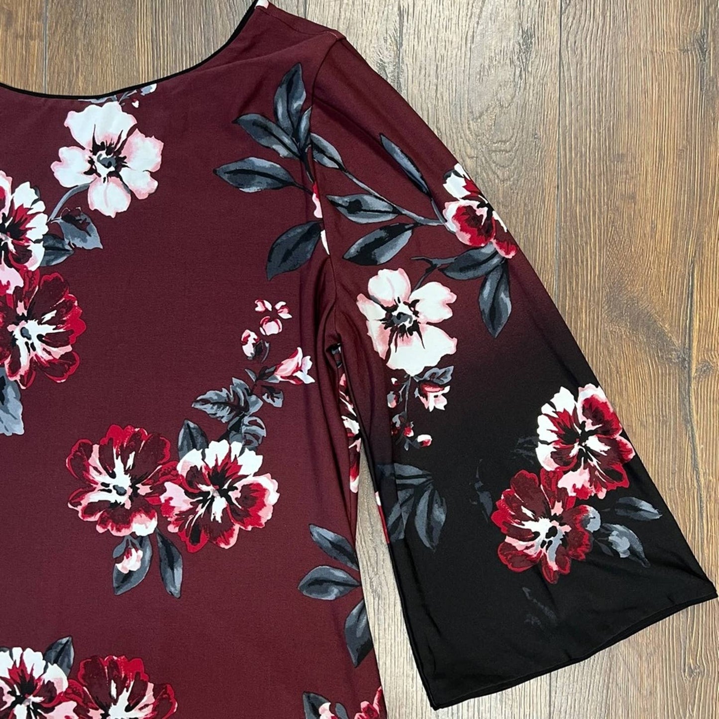White House black market Ultimate Reversible V-Neck Shift Dress SZ XL
