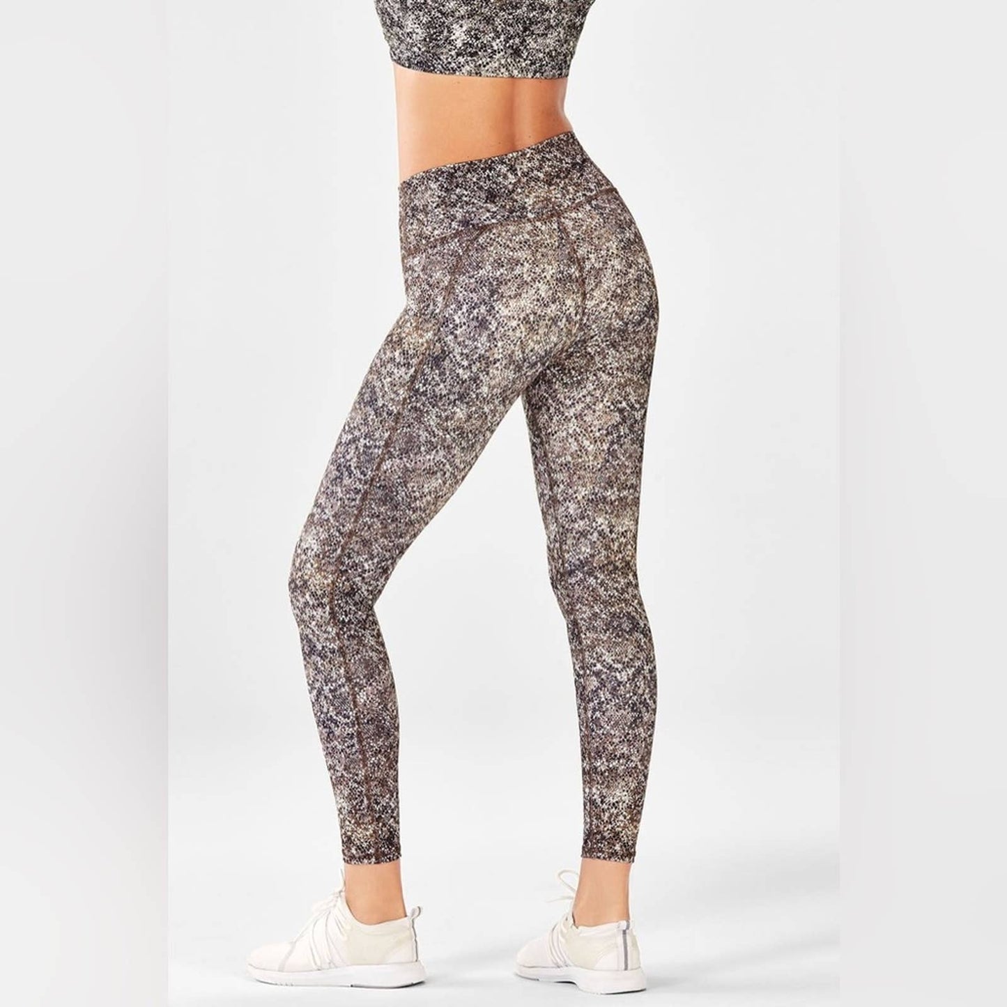 Fabletics Define PowerHold High-Waisted 7/8 Legging SZ MED