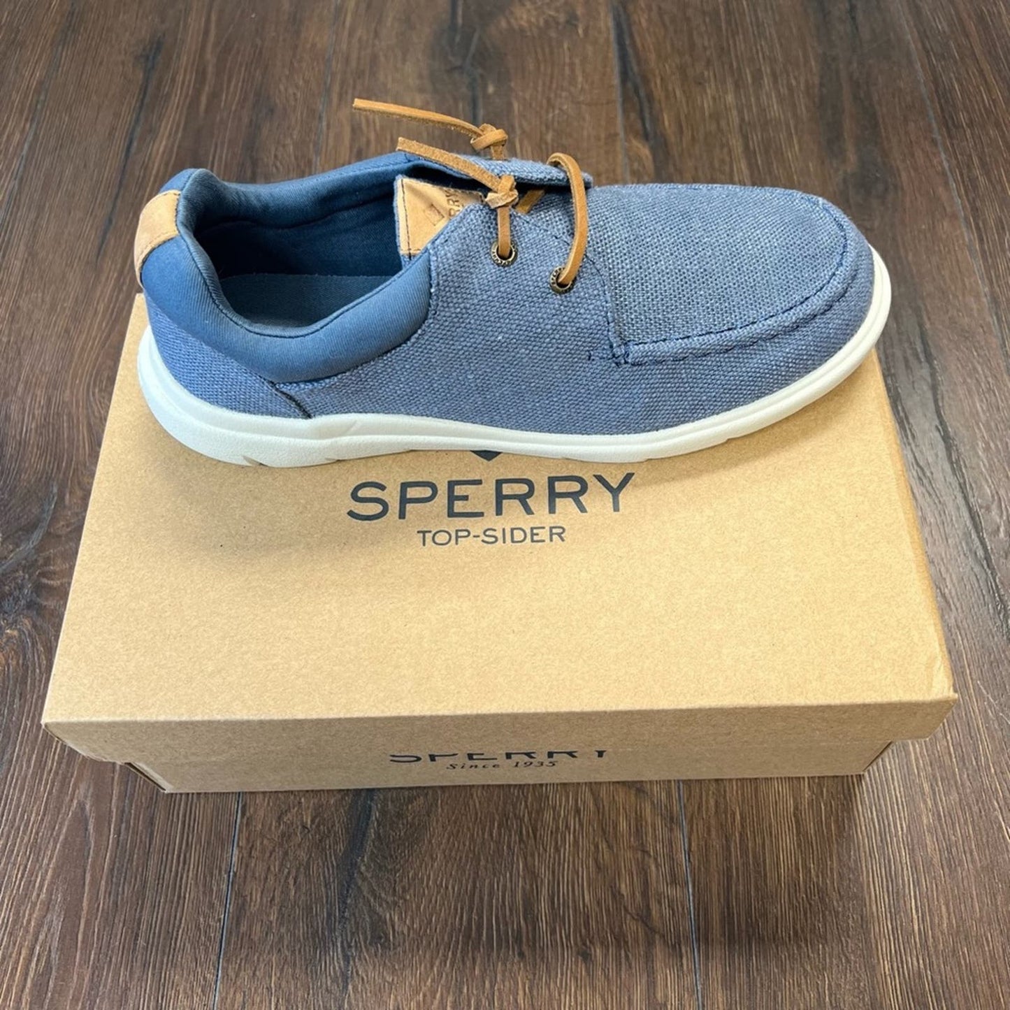 🆕Sperry’s Captain's Hemp Moccasins SZ 9