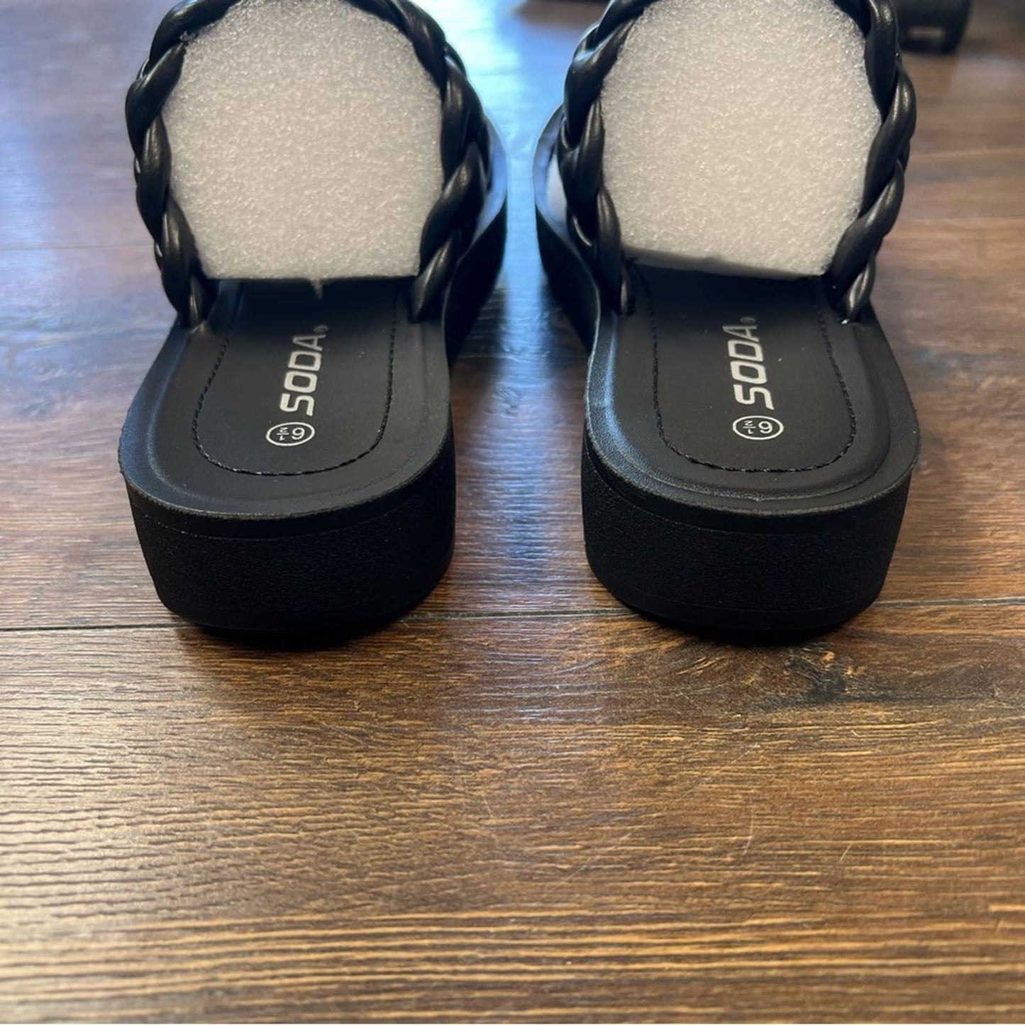 🆕 SODA slip on braided sandal SZ 6.5