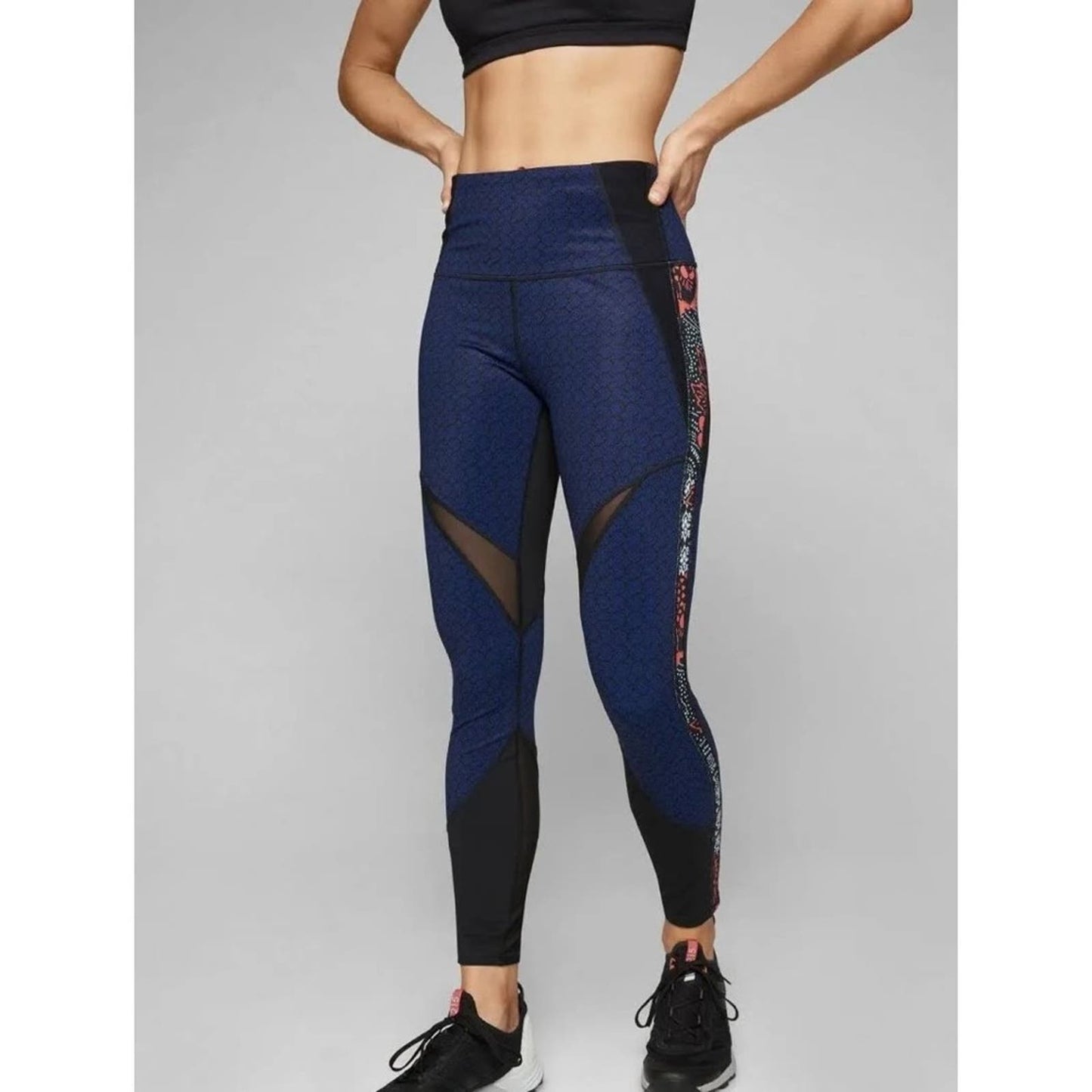 Athleta Lotus Precision 7/8 Tight SZ MED