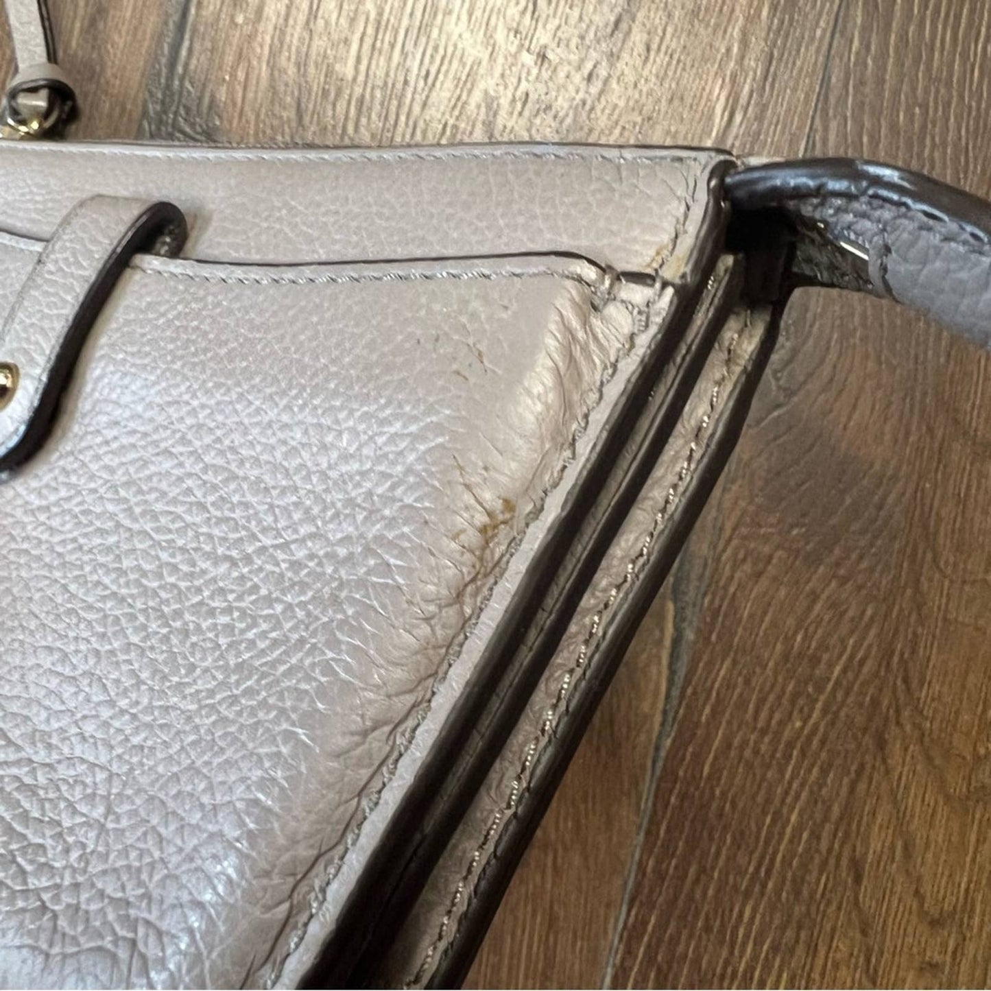 Kate spade taupe wallet