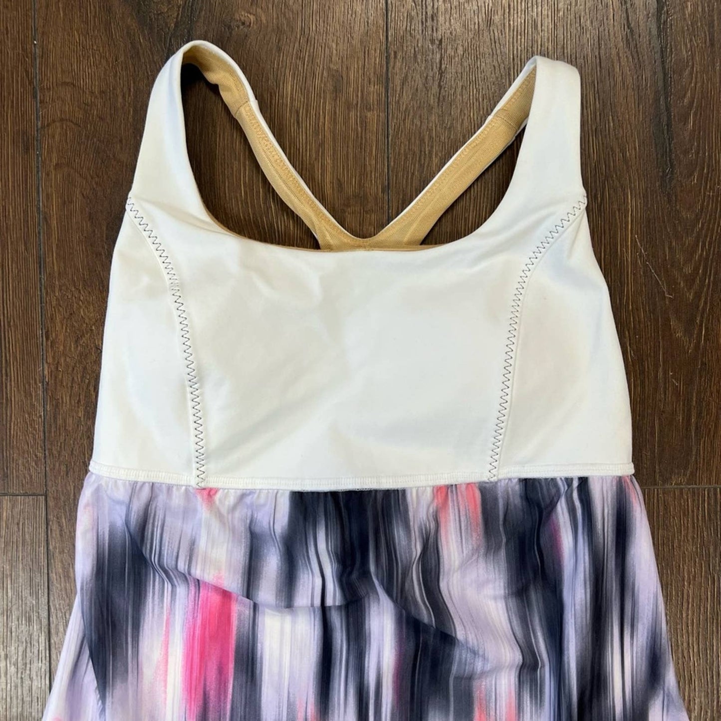 Lululemon tank SZ 4