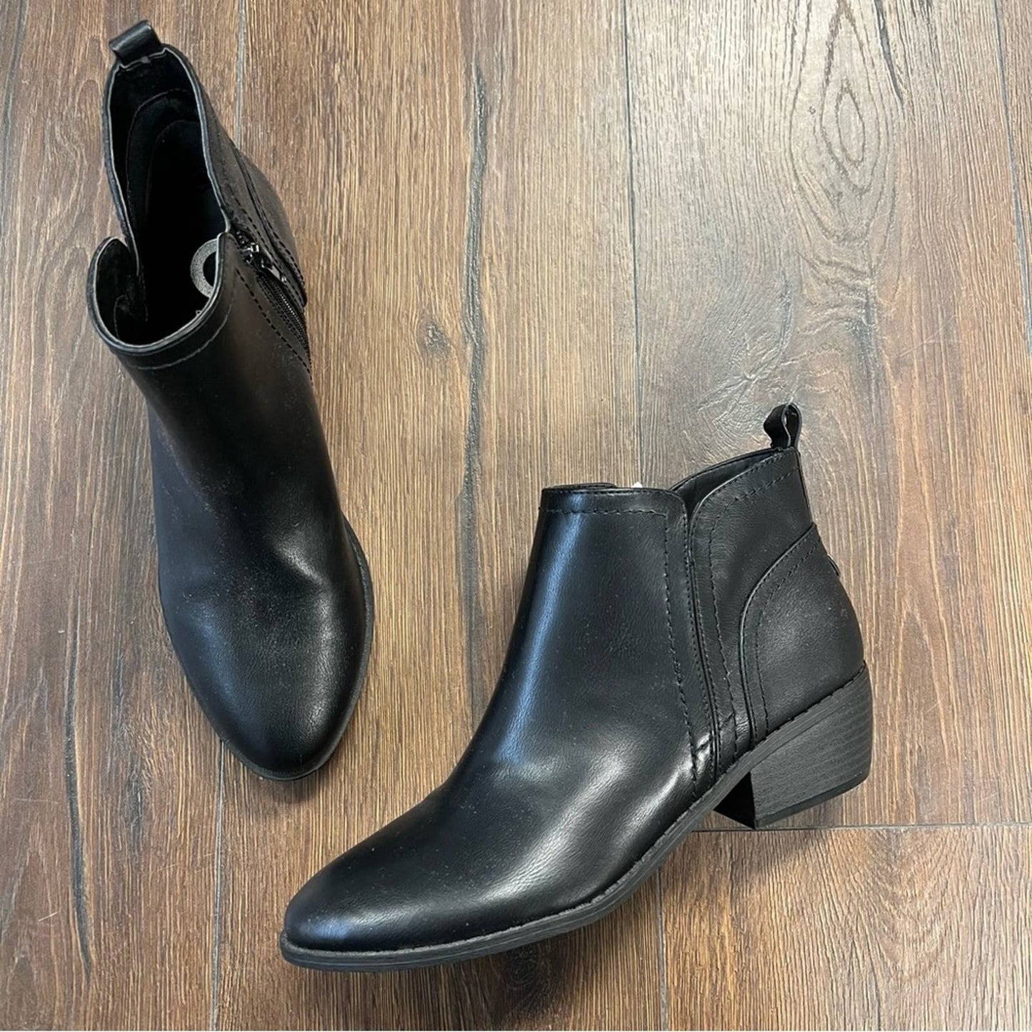 🆕 G by Guess black Tammie ankle boots SZ 8.5
