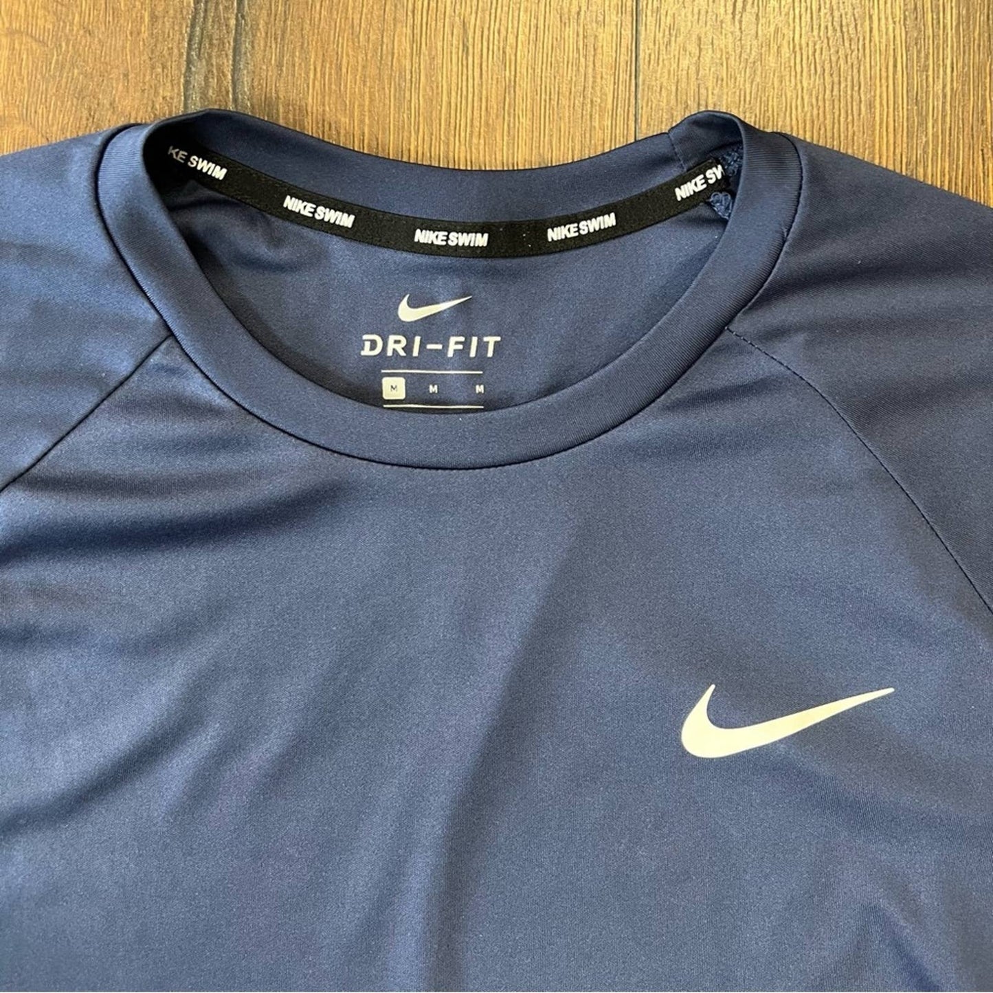 Nike navy dri-fit short sleeve tee SZ MED