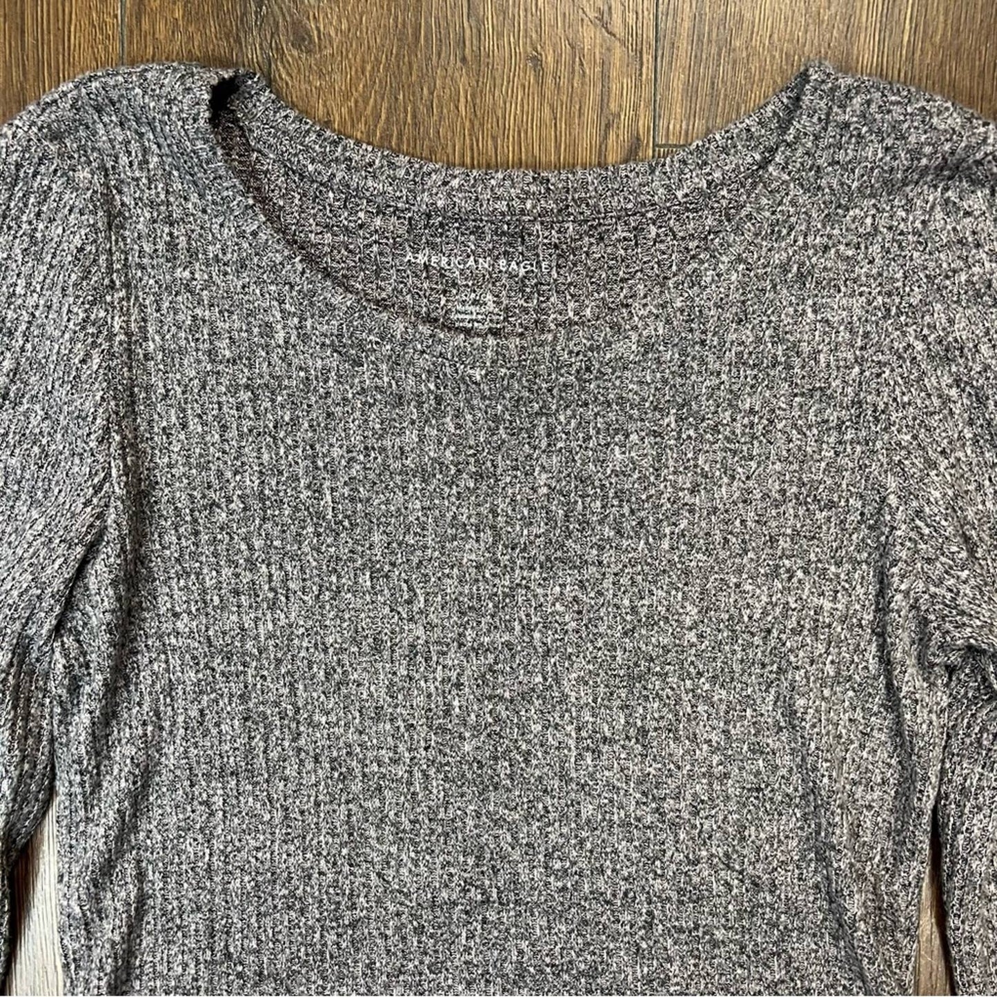 American Eagle gray ribbed cropped long sleeve SZ SM