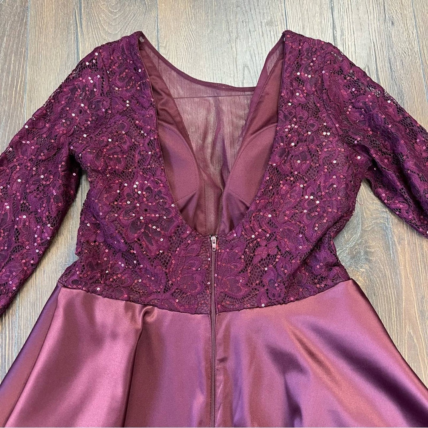 My Michelle satin/sequin long sleeve mini dress SZ XL