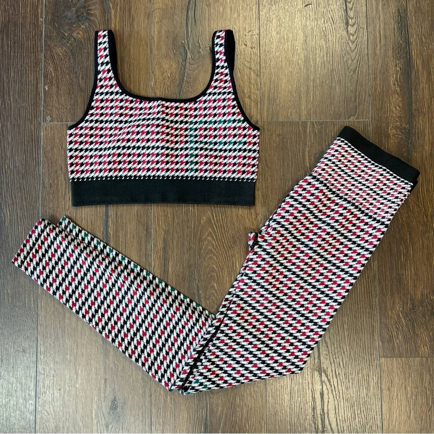 2PC Fabletics Camryn Houndstooth Seamless Bra and leggings SZ SM