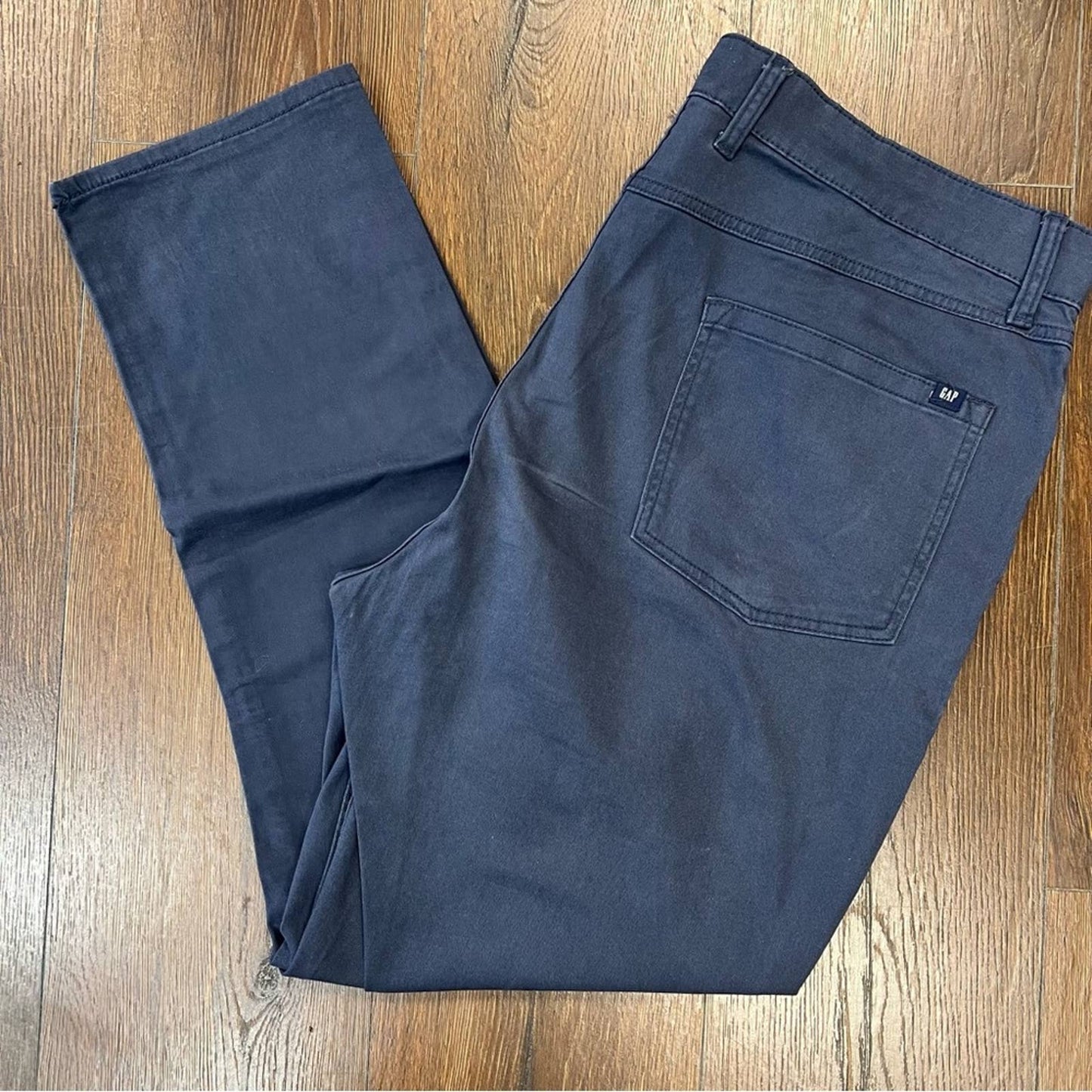 Men’s Modern Khakis in Straight Fit with GapFlex deep sea blue SZ 38/30