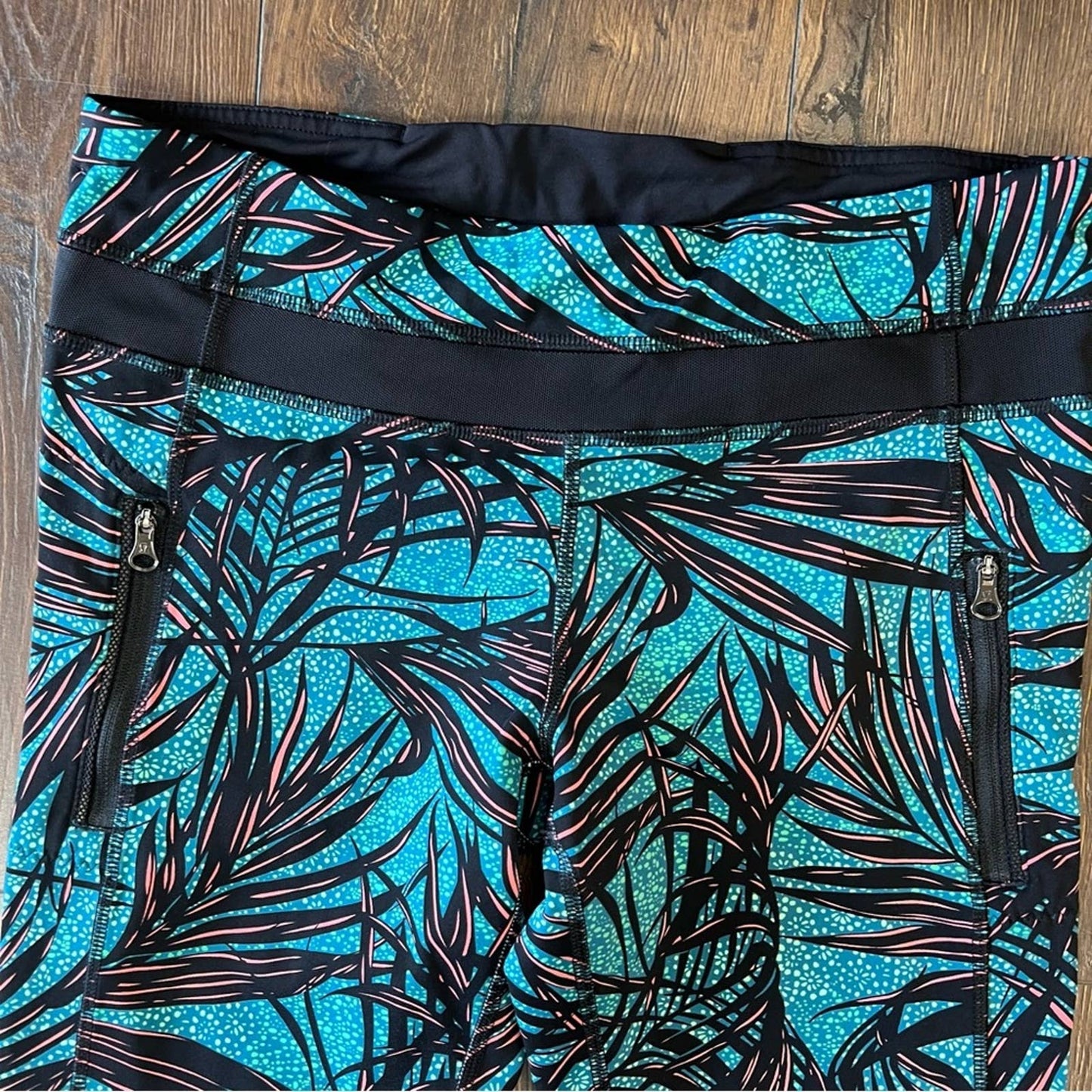 Lululemon Inspire Tight II Palm Lace Tofino Teal Multi SZ 8