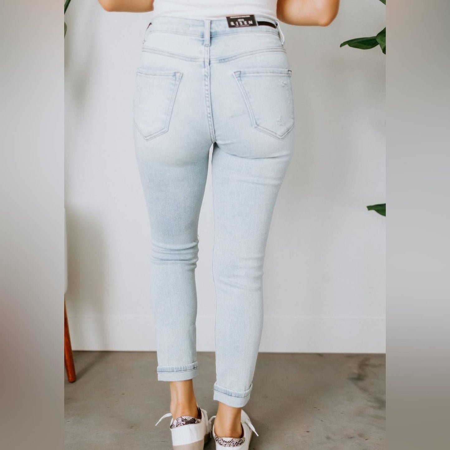 Risen Bottoms Aria Button Fly Skinny Jean SZ 13/31