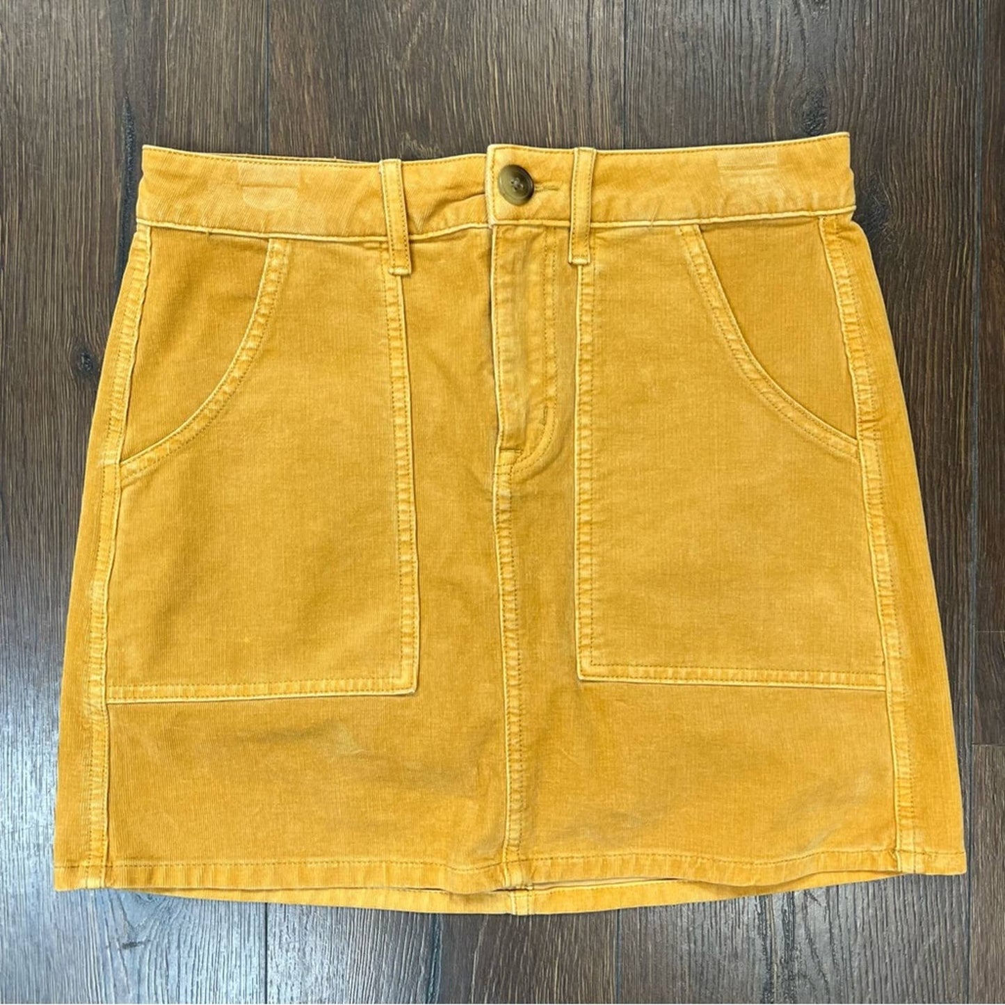 American Eagle high waisted corduroy mini skirt SZ 2