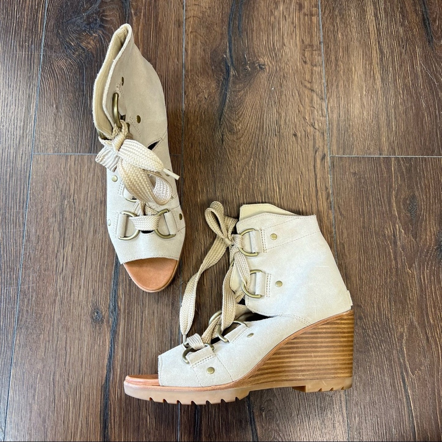 Sorel After Hours Lace Up Suede Casual Boot SZ 8.5