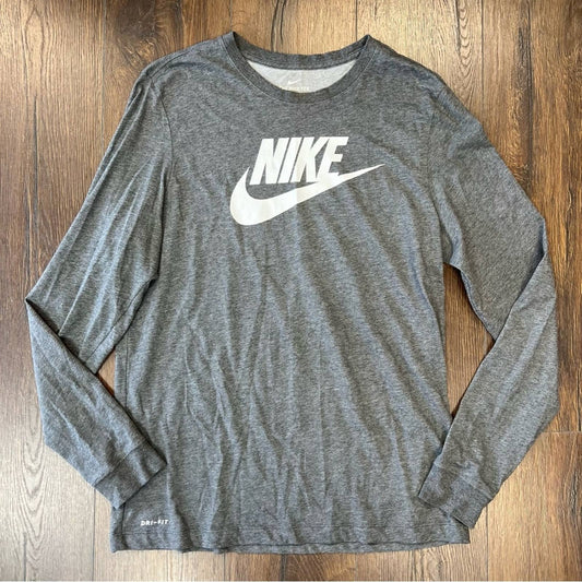 Nike “the Nike tee” dri-fit long sleeve SZ LG