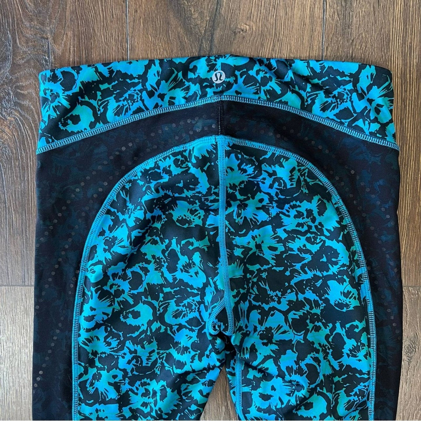 Lululemon Stop At Nothing Crop Leggings Fleur Sombre Kayak Blue Dragonfly SZ 8