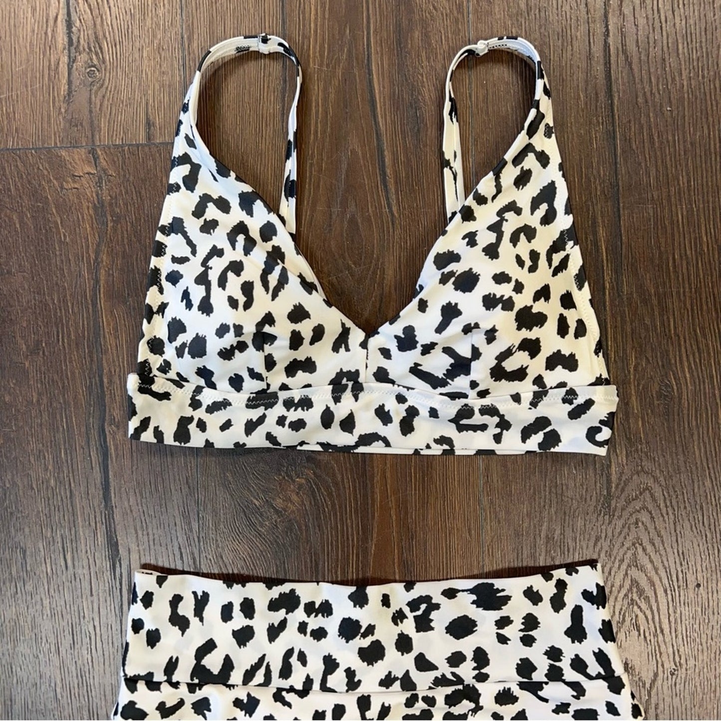 🆕 Aerie animal print bikini SZ SM TOP/MED BOTTOM