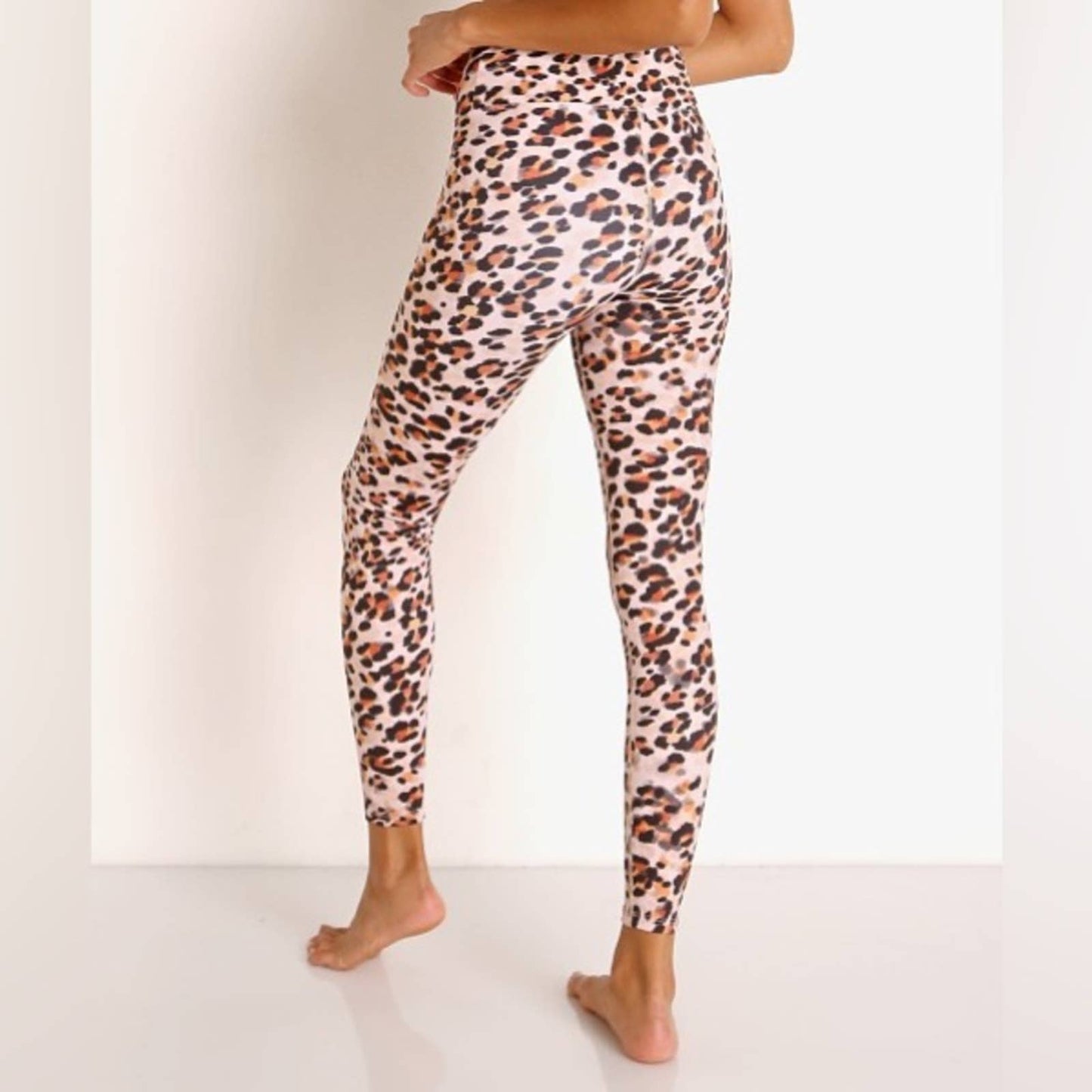 Beach riot Piper Legging Watercolor Leopard SZ MED