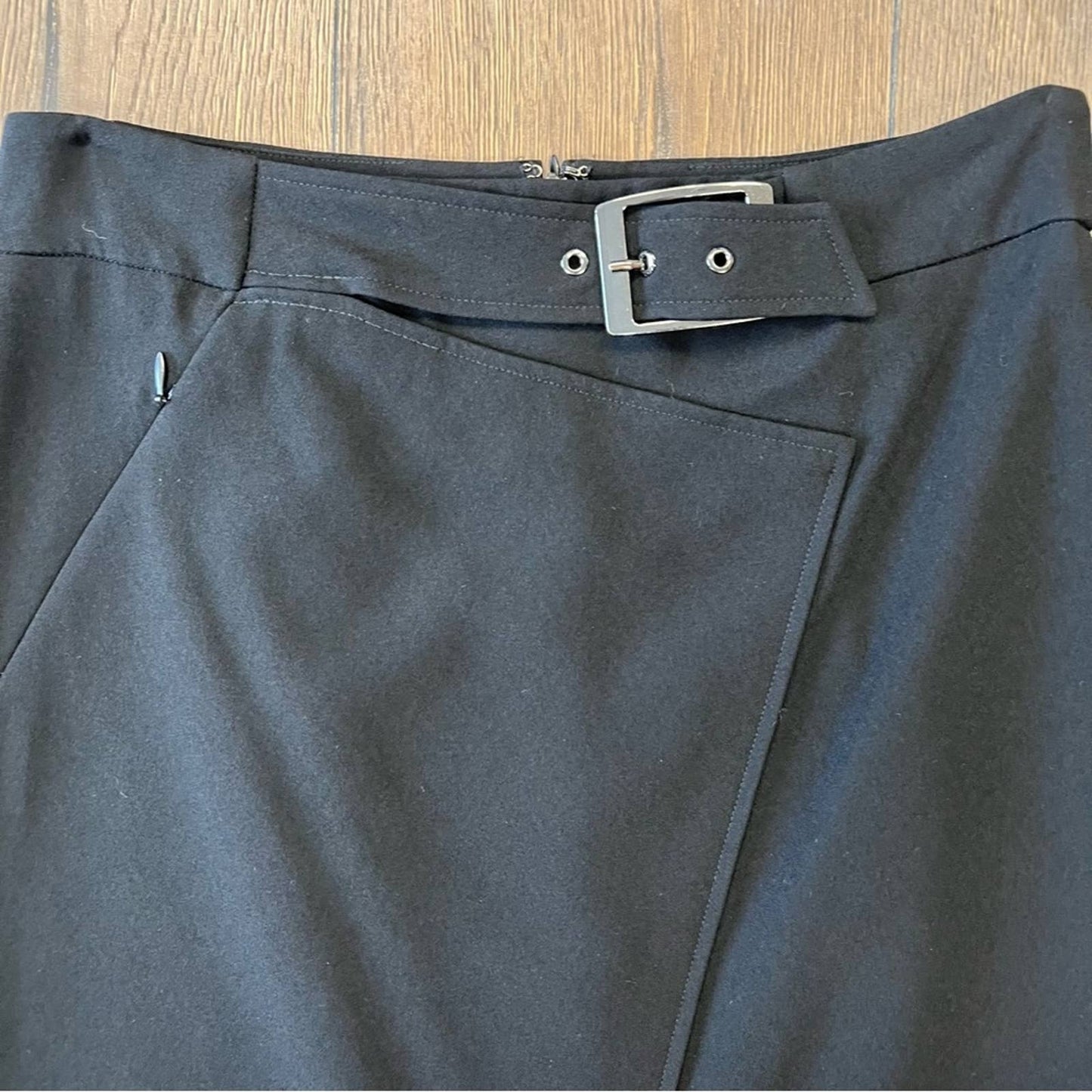 Elie Tahari Gracelyn Belted Crepe Pencil Skirt with Front Slit SZ 6