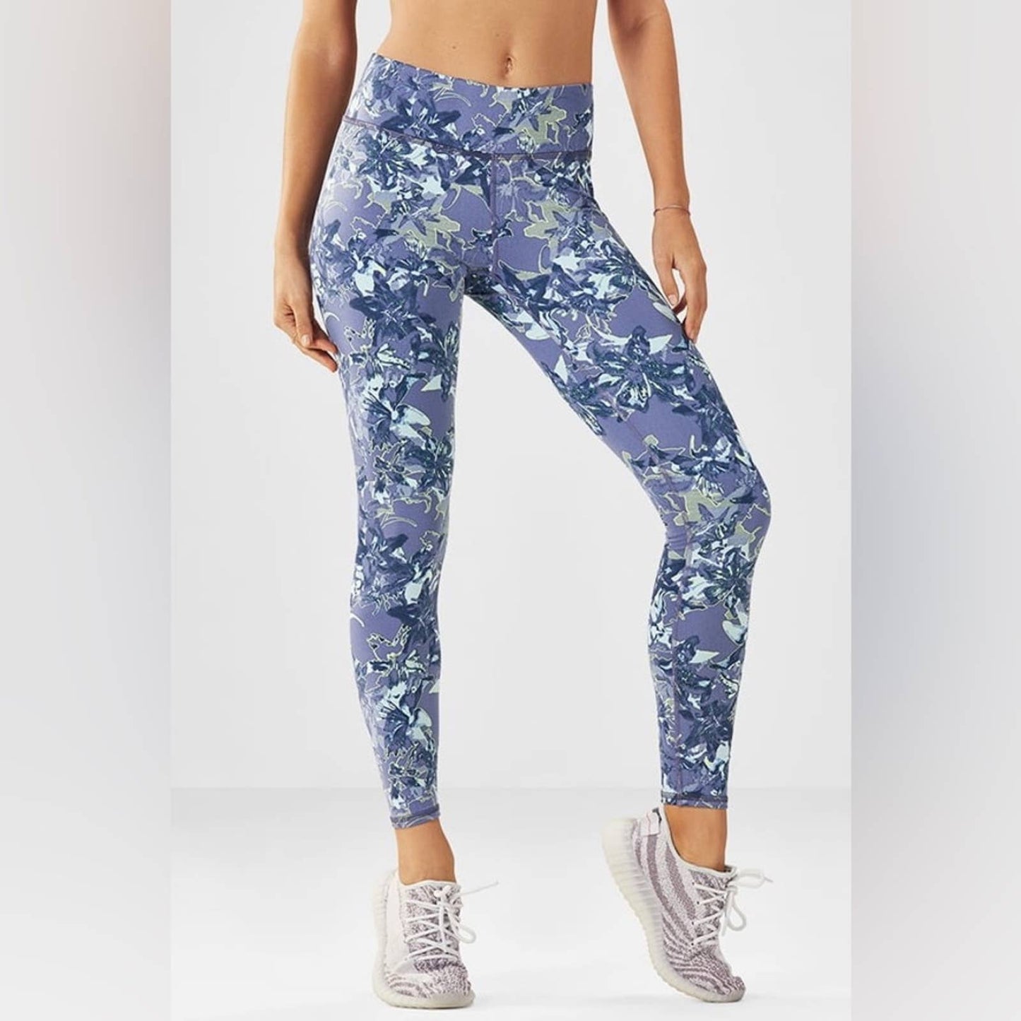 Fabletics Mid-Rise Printed Powerhold 7/8 SZ MED