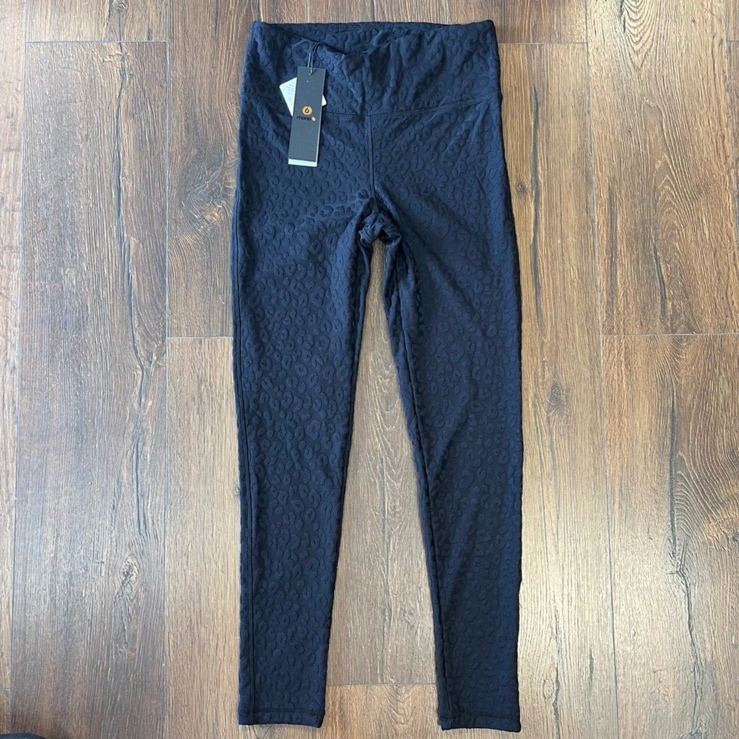 NEW Mono B leggings SZ MED