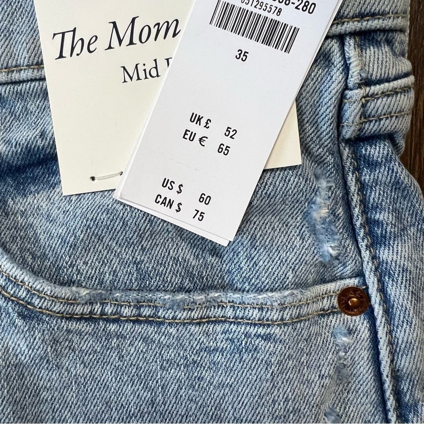 🆕 Abercrombie and Fitch Mid Rise Mom Short SZ 35/20