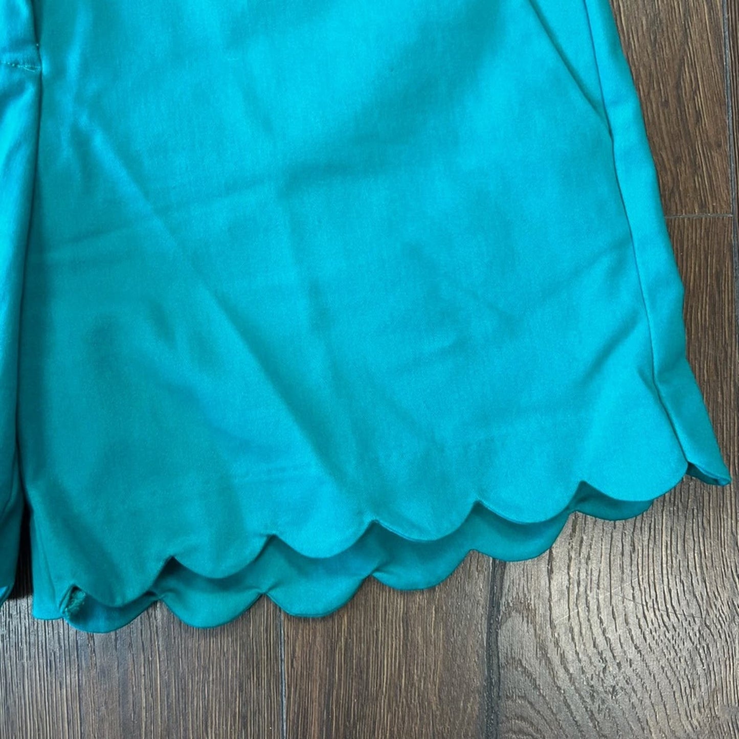 Isaac Mizrahi teal scalloped shirt SZ 4
