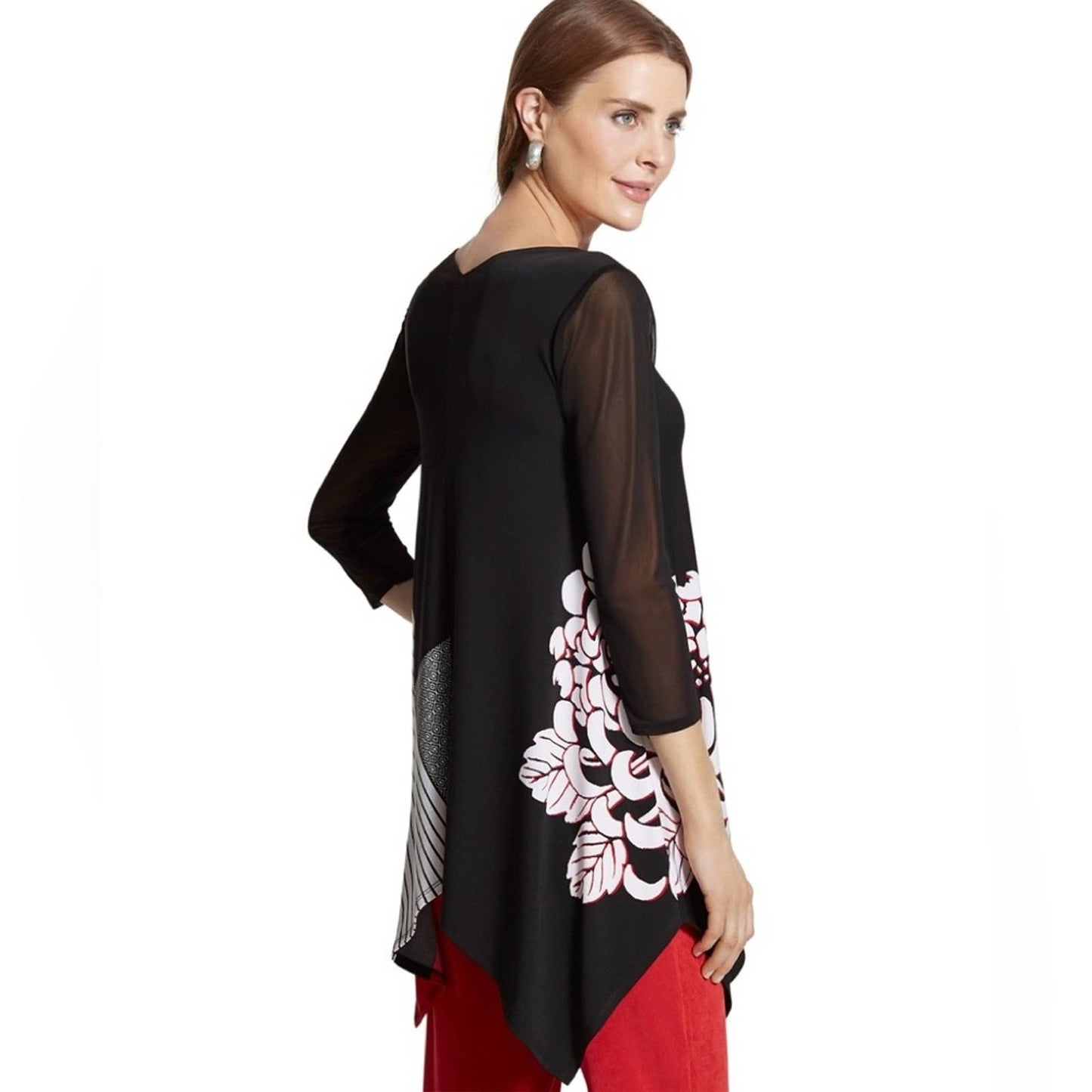 Chico’s travelers classic Printed Top SZ 2/LG