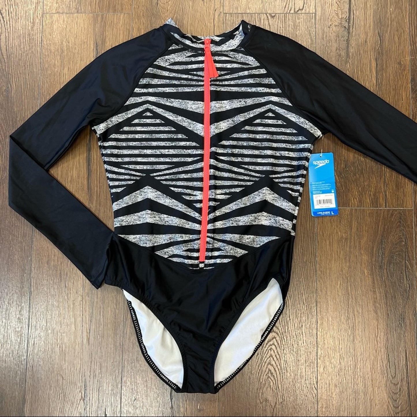 NWT speedo granatina one piece long sleeve swimsuit SZ LG