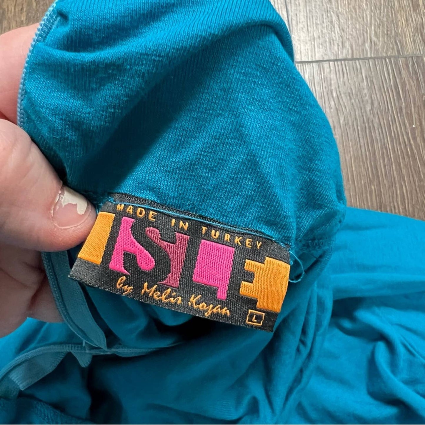 ISLE by melis kozan blue turtleneck SZ LG