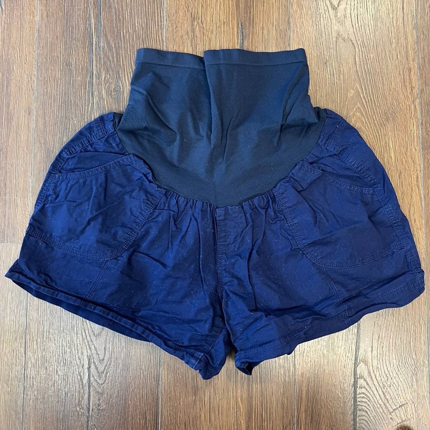 Motherhood maternity short SZ XL