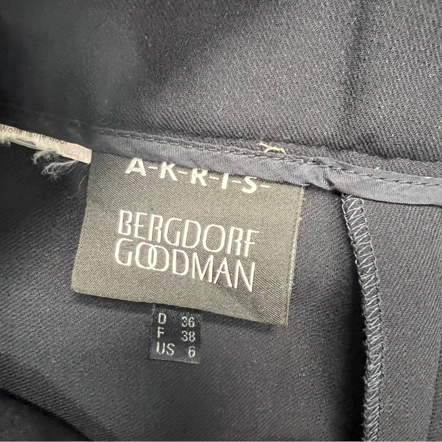 AKRIS PUNTO bergdorf Goodman Chio Tailored Pants SZ 6