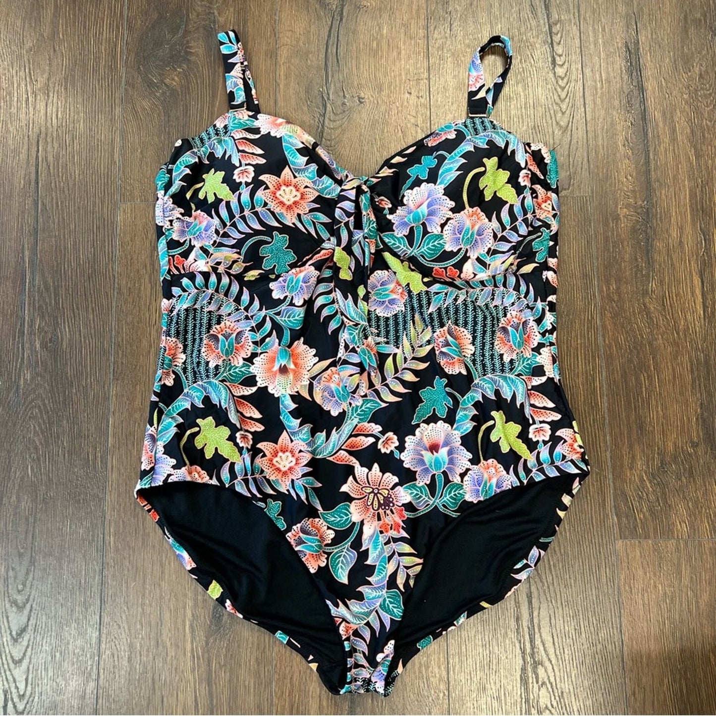 Raisins Curve BLACK ICE Indo Bloom Zanzibar Bandeau One-Piece Swimsuit Size 24W