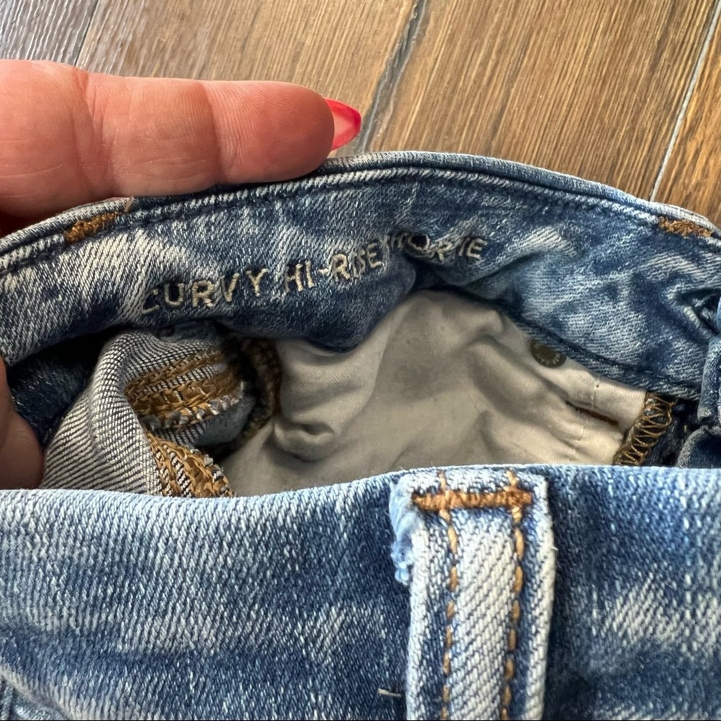 American Eagle curvy high-rise Shortie SZ 2